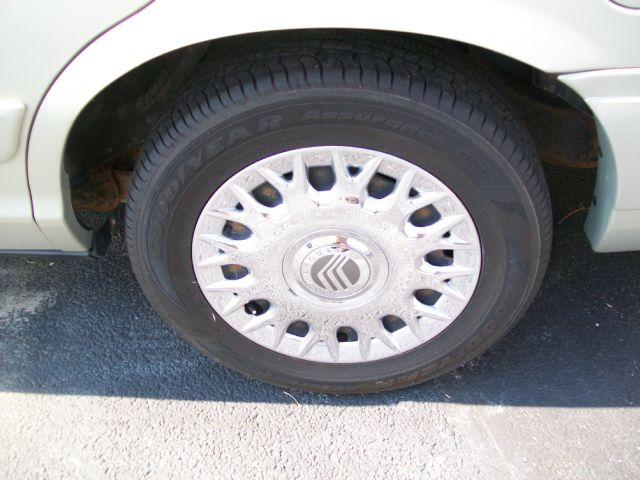 2004 Mercury Grand Marquis XLS