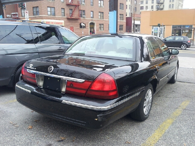 2004 Mercury Grand Marquis Crew Cab 167 WB 4WD DRW
