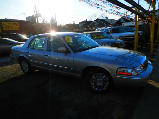2004 Mercury Grand Marquis Crew Cab 167 WB 4WD DRW