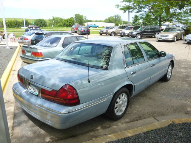 2005 Mercury Grand Marquis BMW Z4 2.5i-silver-sport/premi