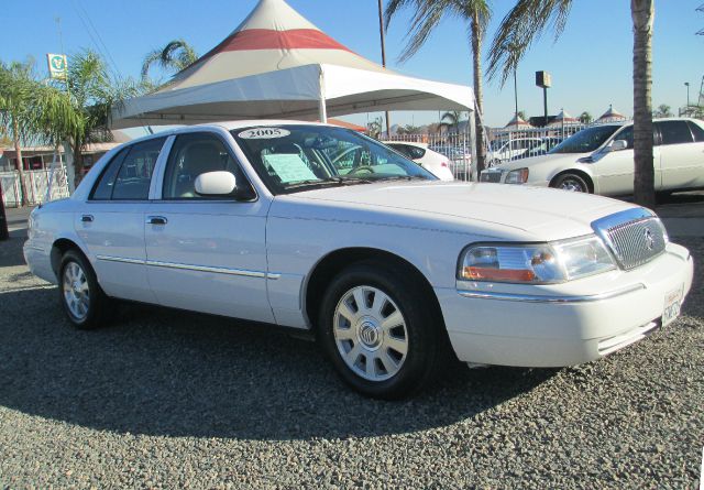 2005 Mercury Grand Marquis Touring W/nav.sys