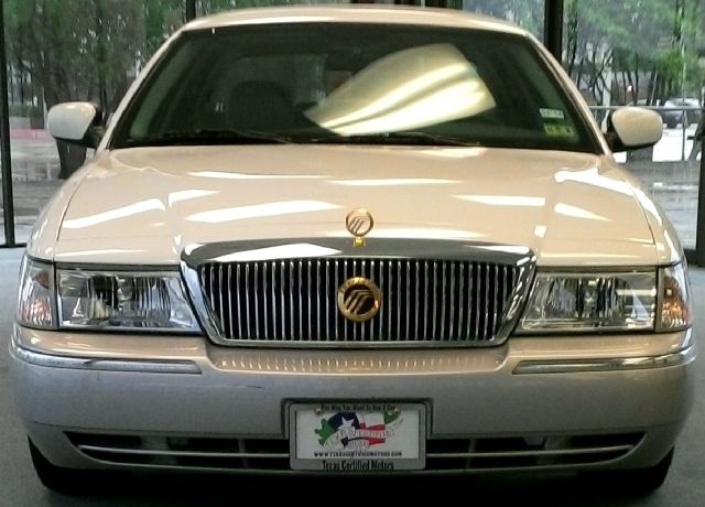 2005 Mercury Grand Marquis XLS