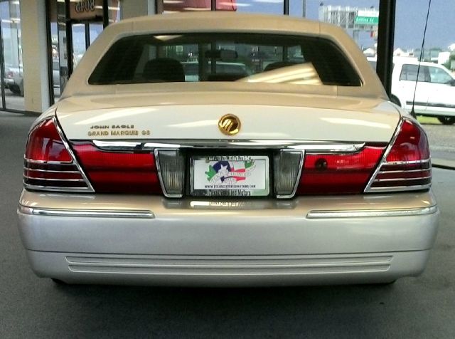 2005 Mercury Grand Marquis XLS