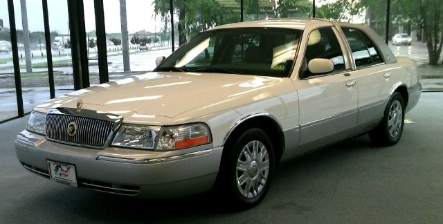 2005 Mercury Grand Marquis XLS