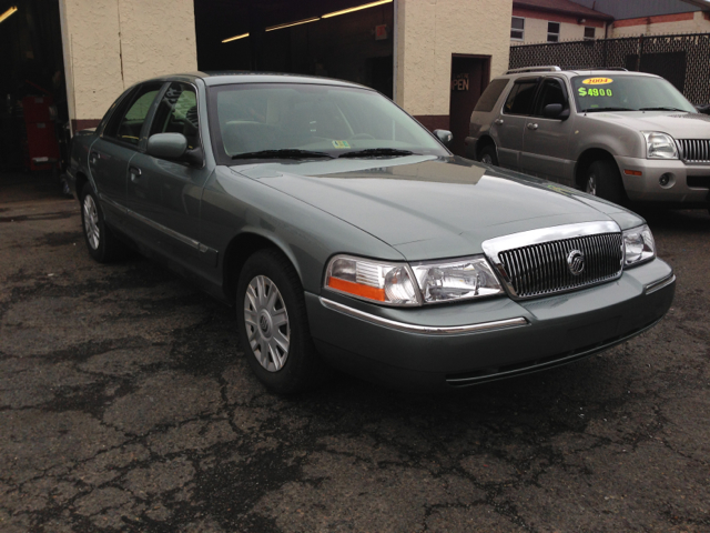 2005 Mercury Grand Marquis XLS