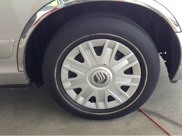 2005 Mercury Grand Marquis Unknown