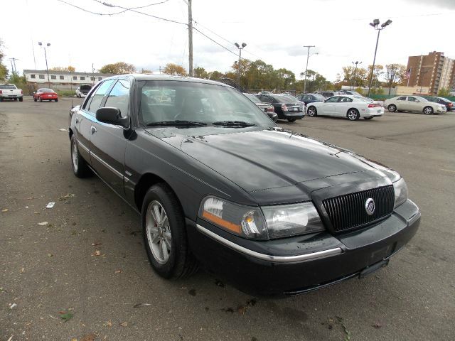 2005 Mercury Grand Marquis Touring-res