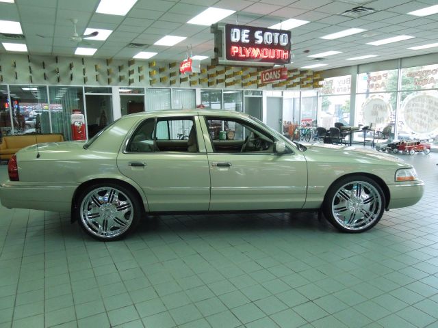 2005 Mercury Grand Marquis XLS