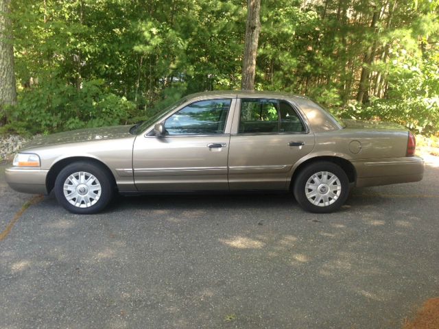 2005 Mercury Grand Marquis XLS