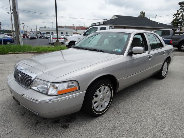 2005 Mercury Grand Marquis Touring W/nav.sys