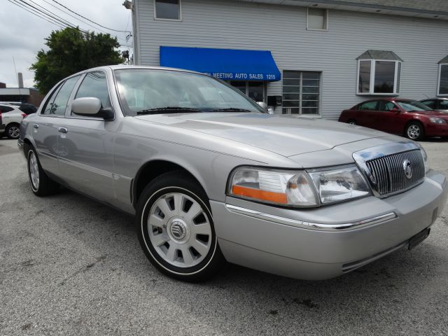 2005 Mercury Grand Marquis Touring W/nav.sys
