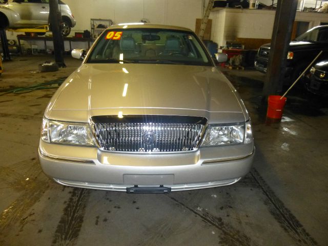 2005 Mercury Grand Marquis LS Premium