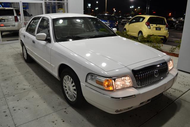 2006 Mercury Grand Marquis Touring W/nav.sys