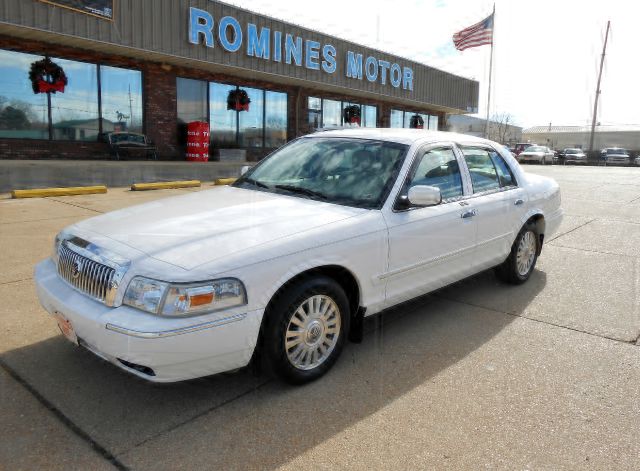 2006 Mercury Grand Marquis Touring W/nav.sys