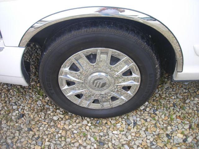 2007 Mercury Grand Marquis SS 1 Owner Perfect Carfax