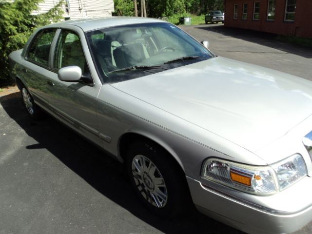 2007 Mercury Grand Marquis XLS