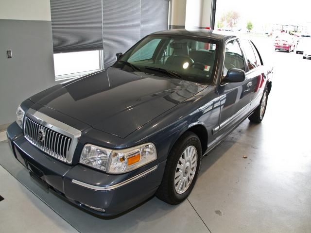 2007 Mercury Grand Marquis Touring W/nav.sys