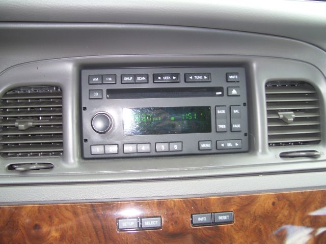 2008 Mercury Grand Marquis Touring W/nav.sys