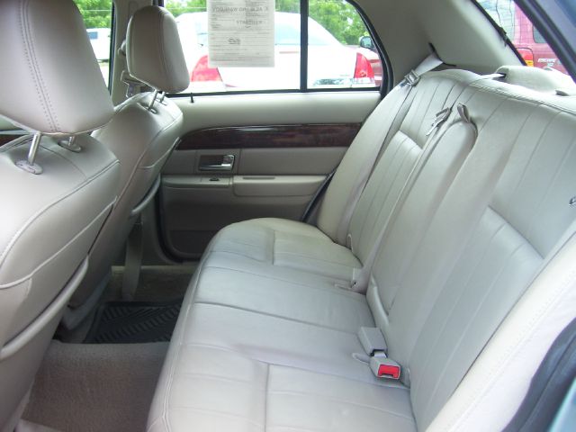 2008 Mercury Grand Marquis Touring W/nav.sys