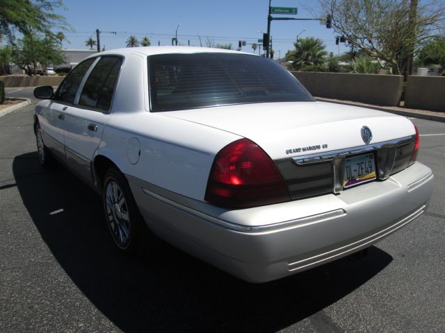 2008 Mercury Grand Marquis XLS
