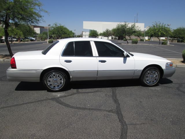 2008 Mercury Grand Marquis XLS