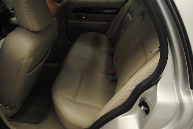 2008 Mercury Grand Marquis XLS