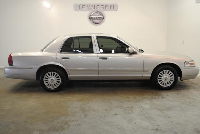 2008 Mercury Grand Marquis XLS