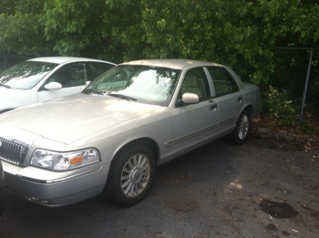 2008 Mercury Grand Marquis Touring W/nav.sys