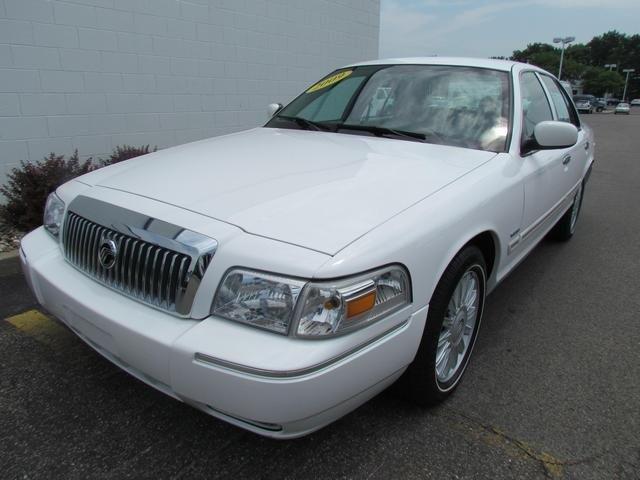 2009 Mercury Grand Marquis Touring W/nav.sys