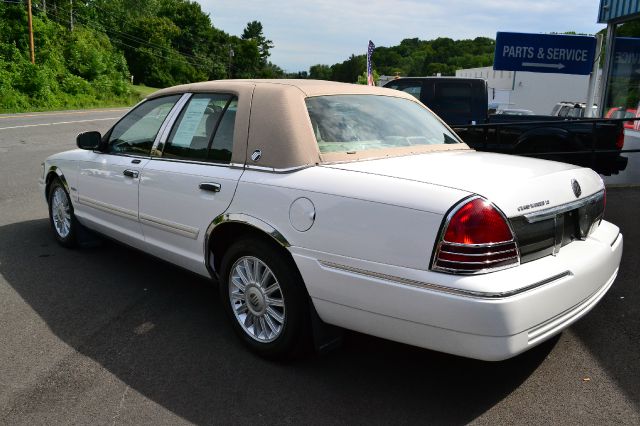 2009 Mercury Grand Marquis Touring W/nav.sys