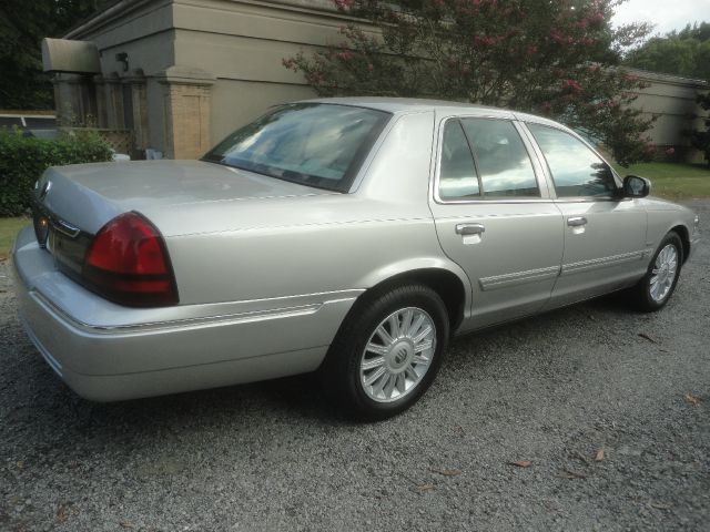 2009 Mercury Grand Marquis Touring W/nav.sys