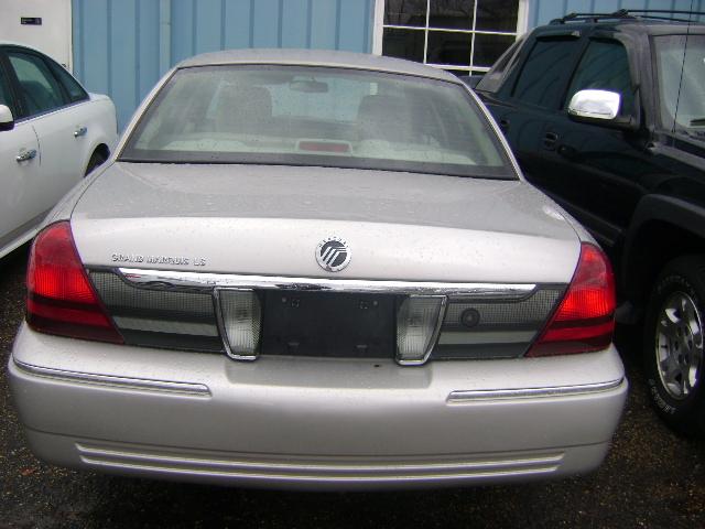 2011 Mercury Grand Marquis Touring W/nav.sys