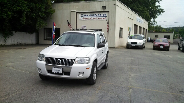 2005 Mercury Mariner 4DR SDN S AT