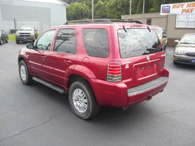 2005 Mercury Mariner 4DR SDN S AT