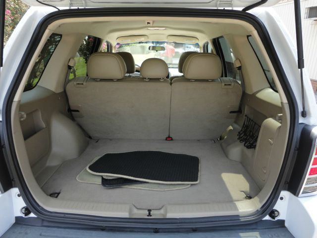 2005 Mercury Mariner Unknown