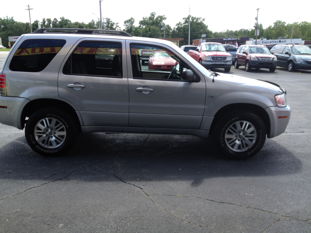 2005 Mercury Mariner 4DR SDN S AT