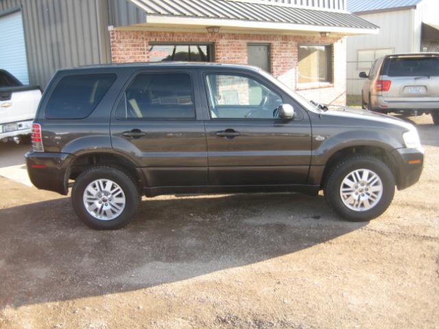 2005 Mercury Mariner CXL Front-wheel Drive