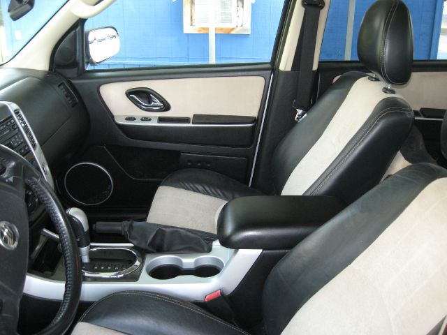 2005 Mercury Mariner 4DR SDN S AT