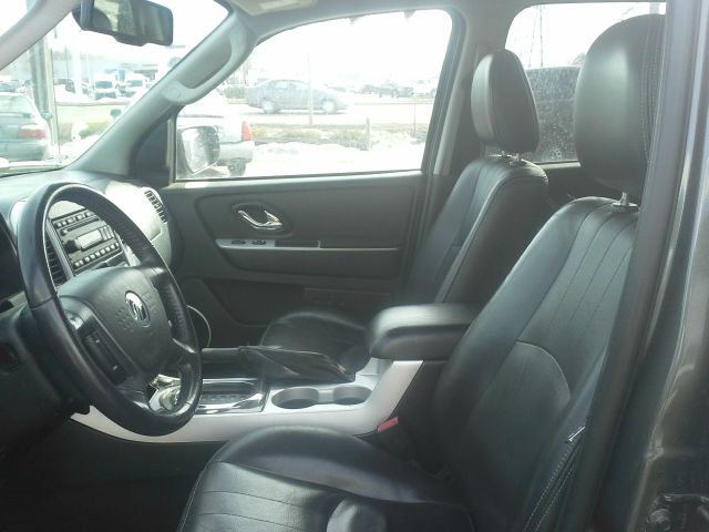 2006 Mercury Mariner Sport W/navigation