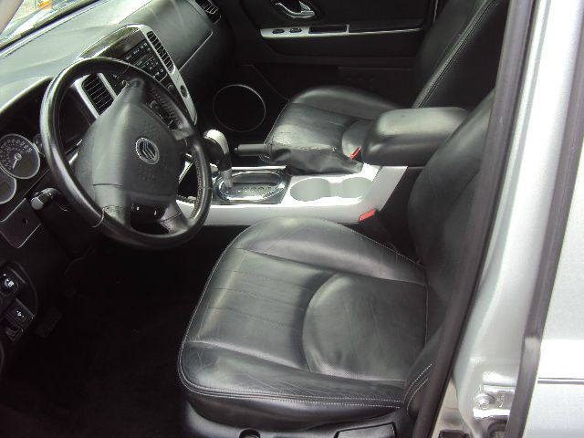 2006 Mercury Mariner 4DR SDN S AT