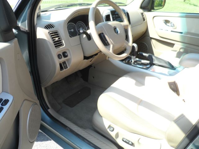 2007 Mercury Mariner 4DR SDN S AT