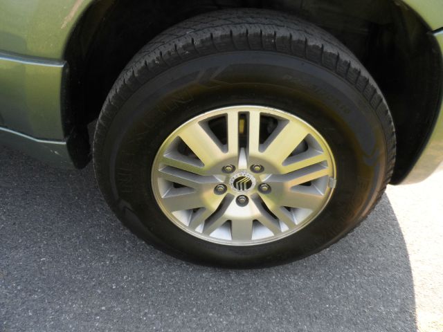 2007 Mercury Mariner 4DR SDN S AT