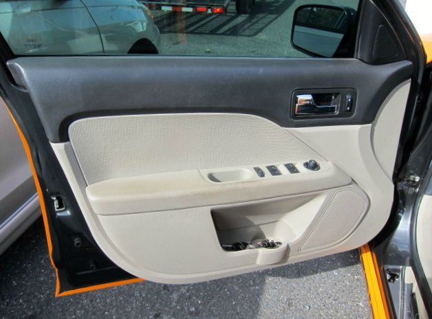 2007 Mercury Mariner 4DR SDN S AT