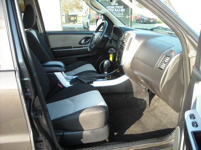 2007 Mercury Mariner Coupe