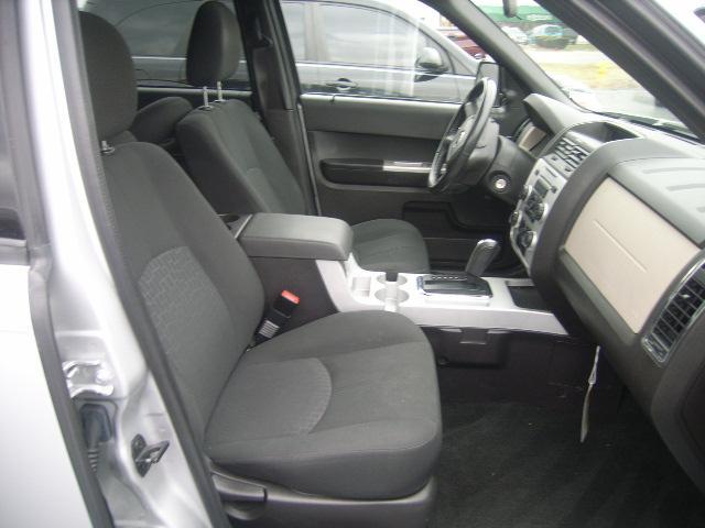 2008 Mercury Mariner Coupe