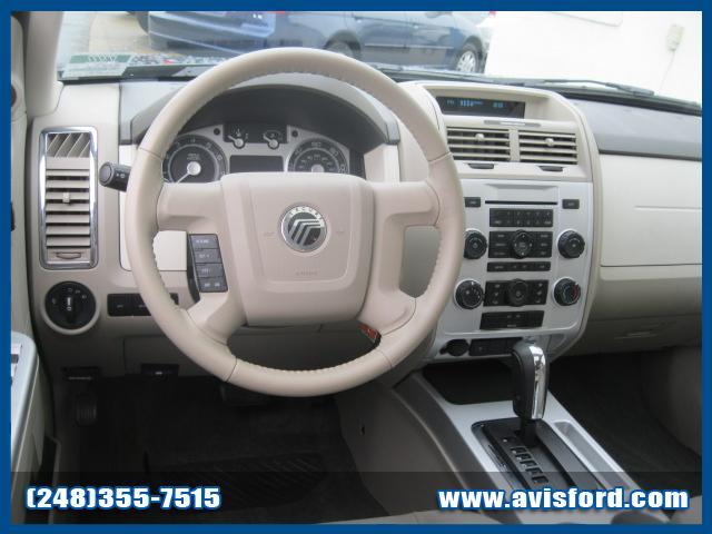 2008 Mercury Mariner 22