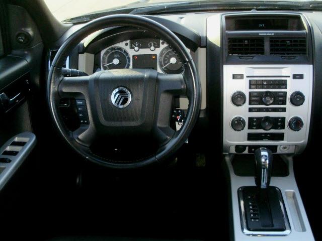 2008 Mercury Mariner XLE AWD Van