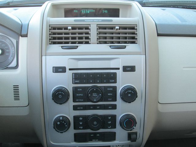 2008 Mercury Mariner XLE AWD Van