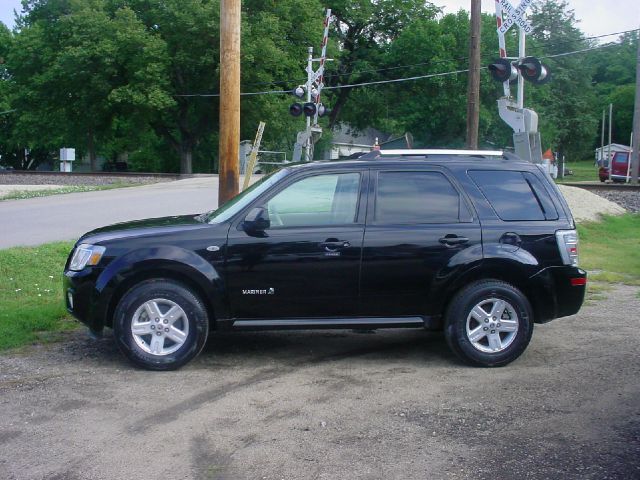 2008 Mercury Mariner Ram 3500 Diesel 2-WD
