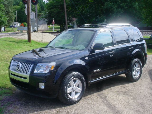 2008 Mercury Mariner Ram 3500 Diesel 2-WD